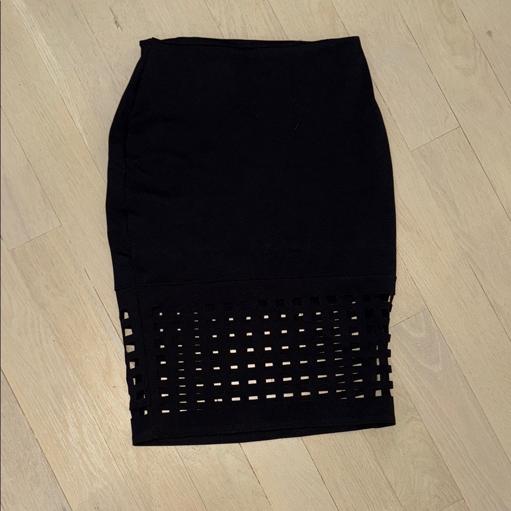 Elegant Black Pencil Skirt